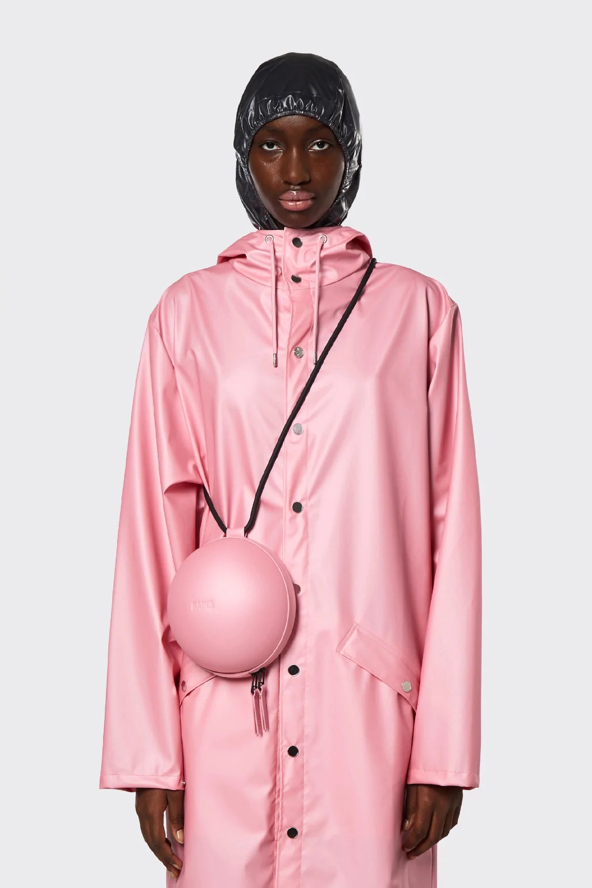 Sling Pouch in Pink Sky - Rains